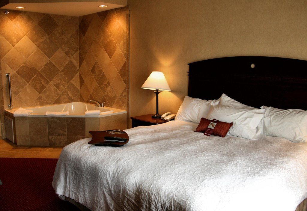 Hampton Inn Тремонтон Экстерьер фото